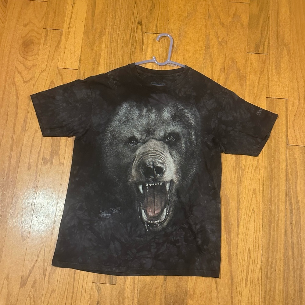 Vintage black bear t shirt